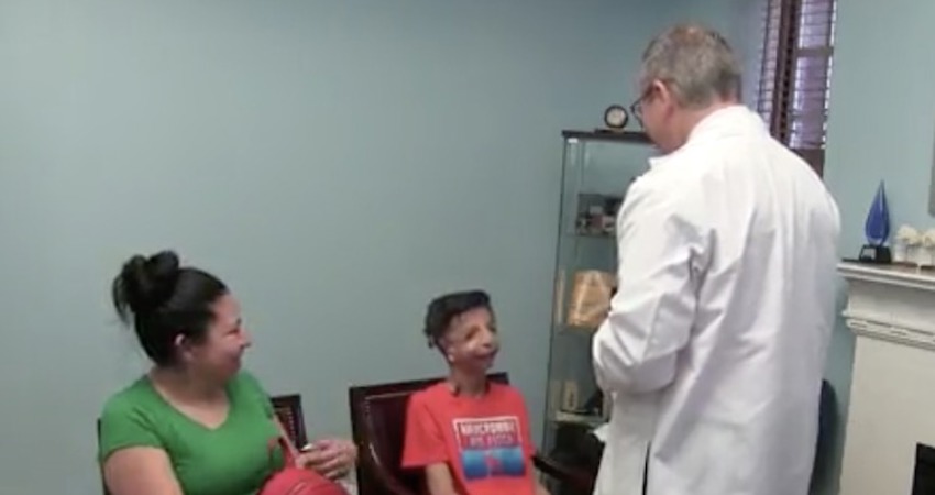 Facial reconstruction energizes 13-year-old boy image